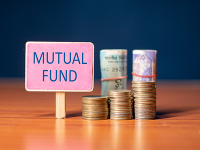A Complete Guide to Mutual Funds: Benefits, Types & Why You Should Invest